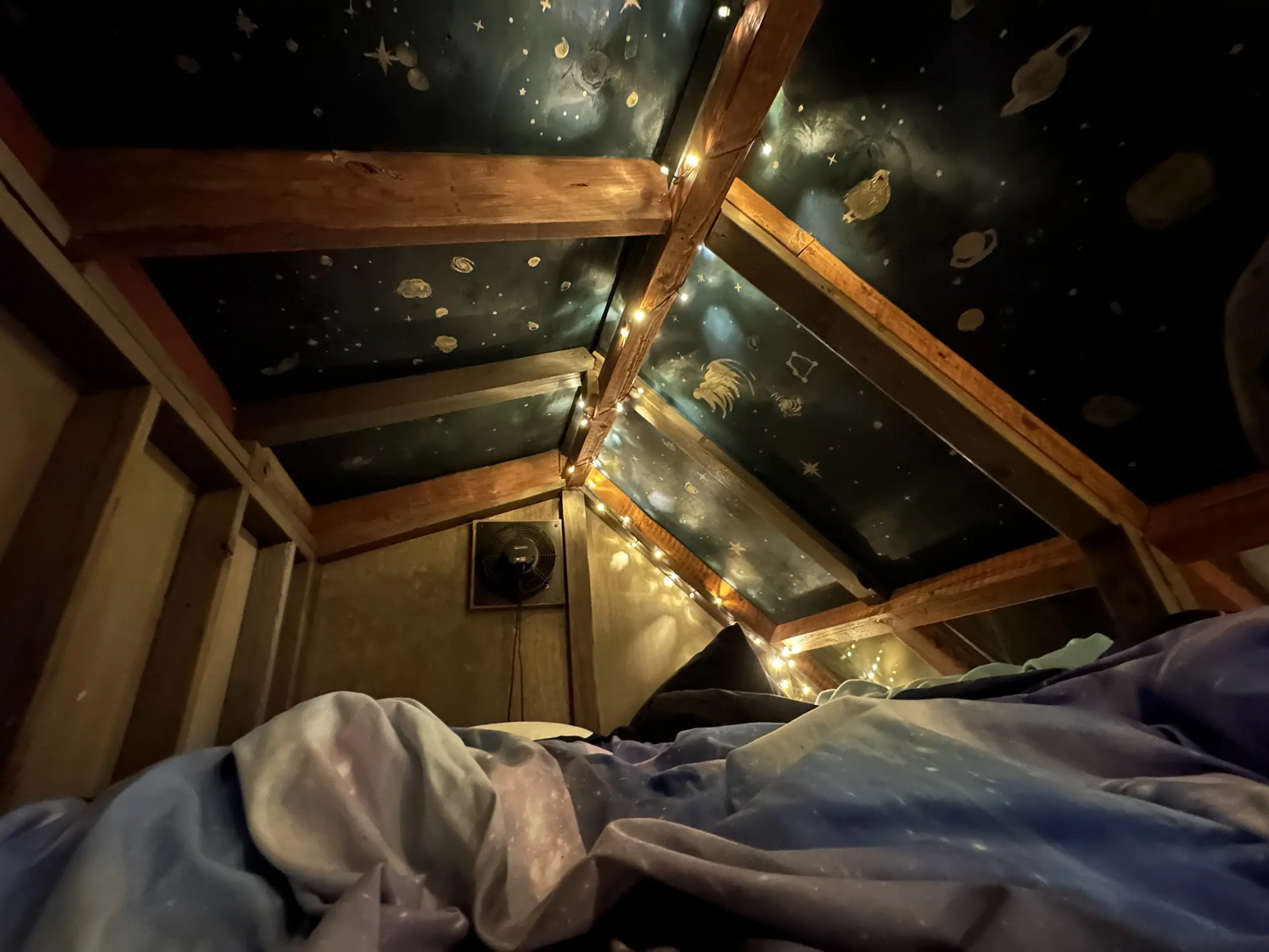 Full side bed in the loft
